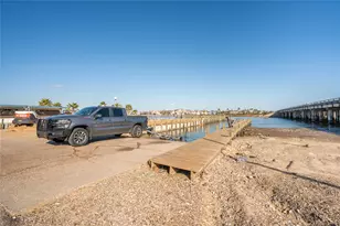 775 Marlin St, Bayou Vista, TX 77563 - Photo 47