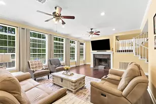 7210 Pine Dr, Alvin, TX 77511 - Photo 9