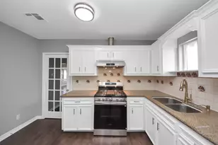 8226 Harding St, Houston, TX 77012 - Photo 31