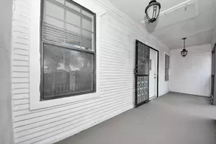 8226 Harding St, Houston, TX 77012 - Photo 35