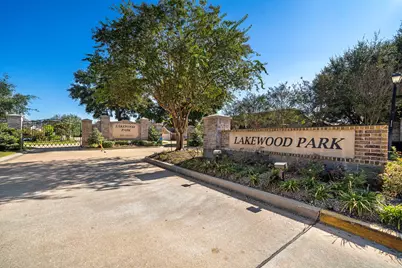 15806 Collinsville Drive, Tomball, TX 77377 - Photo 17