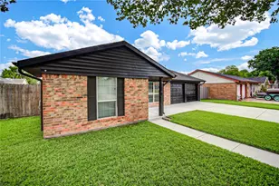 11223 Sagehill Dr, Houston, TX 77089 - Photo 3