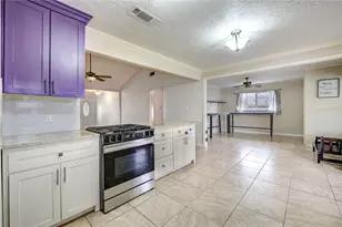 11223 Sagehill Dr, Houston, TX 77089 - Photo 9