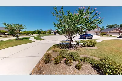 9208 Inland Leather Lane, Conroe, TX 77385 - Photo 3