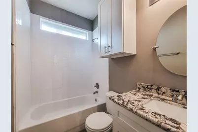 4626 Legends Bay Drive, Baytown, TX 77523 - Photo 11