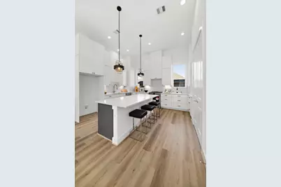 949 Blackshire Lane, Houston, TX 77055 - Photo 25
