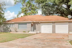 203 Moose Jaw Ln, Houston, TX 77336 - Photo 1