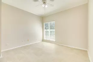 921 Marine Dr, Galveston, TX 77550 - Photo 15