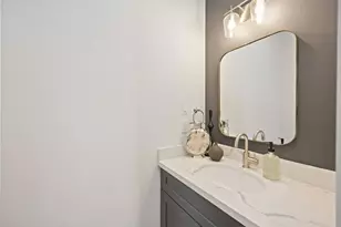 3504 Caplin St, Houston, TX 77026 - Photo 9