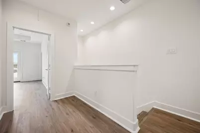 3504 Caplin Street #B, Houston, TX 77026 - Photo 11