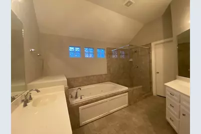 11603 Main Ash Drive, Houston, TX 77025 - Photo 15