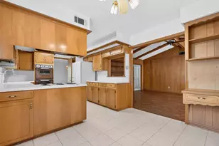 12507 Kingsride Ln, Houston, TX 77024 - Photo 13