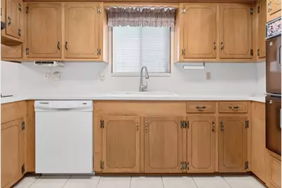 12507 Kingsride Lane, Houston, TX 77024 - Photo 11