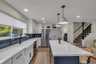 2019 Laurel Springs Ln, Houston, TX 77339 - Photo 11