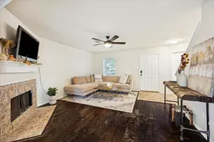 8807 Sage Pl Dr, Houston, TX 77071 - Photo 3