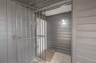 6718 Madrid St, Houston, TX 77021 - Photo 5
