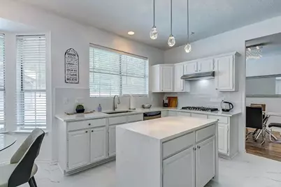 14 Dovetail Place, The Woodlands, TX 77381 - Photo 9