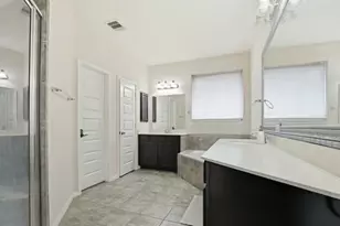 13315 Edison Trace Ln, Tomball, TX 77377 - Photo 11