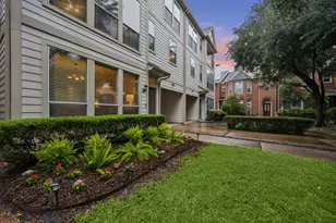 3051 S Heights Hollow Ln, Houston, TX 77007 - Photo 23