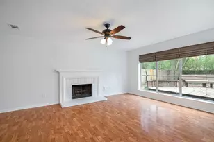 10 Summithill Pl, The Woodlands, TX 77381 - Photo 7