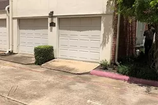 2438 Bering Dr, Houston, TX 77057 - Photo 3