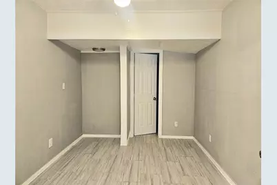 4419 W Bayshore Drive #6, Bacliff, TX 77518 - Photo 3