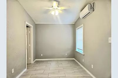 4419 W Bayshore Drive #6, Bacliff, TX 77518 - Photo 5