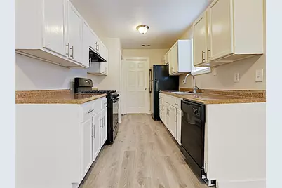 6511 Grey Oaks Drive, Houston, TX 77050 - Photo 7