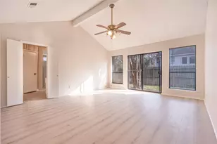 2703 Glenn Lakes Ln, Missouri City, TX 77459 - Photo 9