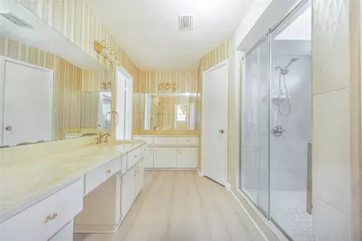 2703 Glenn Lakes Lane, Missouri City, TX 77459 - Photo 11