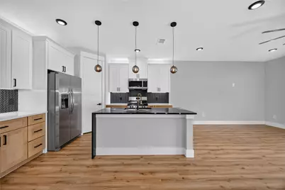 1836 Ferguson Way Street #B, Houston, TX 77088 - Photo 3