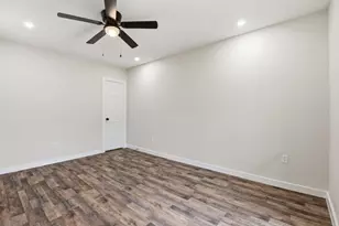906 Creager St, Houston, TX 77034 - Photo 29