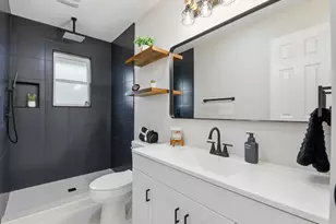 906 Creager St, Houston, TX 77034 - Photo 33