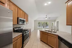 18219 Alora Springs Trc, Cypress, TX 77433 - Photo 9