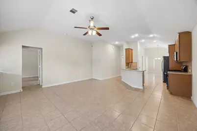 18219 Alora Springs Trc, Cypress, TX 77433 - Photo 7