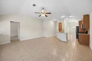 18219 Alora Springs Trc, Cypress, TX 77433 - Photo 7