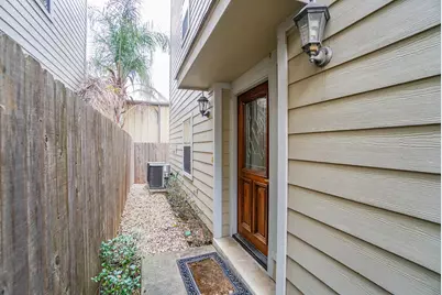 5730 Kansas Street #B, Houston, TX 77007 - Photo 3