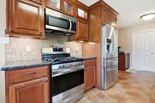 3625 County Rd 36, Angleton, TX 77515 - Photo 9