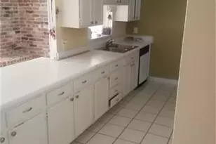 13807 Towne W Blvd, Sugar Land, TX 77498 - Photo 9