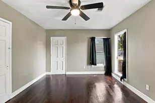 2606 Virginia St, Baytown, TX 77520 - Photo 17