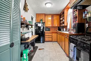 2606 Virginia St, Baytown, TX 77520 - Photo 9