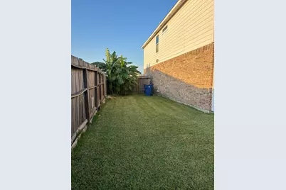 9605 Raymond Court, Texas City, TX 77591 - Photo 31