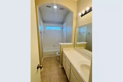 9605 Raymond Court, Texas City, TX 77591 - Photo 19