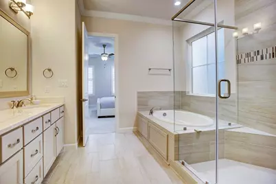 839 Dunleigh Meadows Lane, Houston, TX 77055 - Photo 15