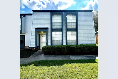 10170 Beekman Place Drive, Houston, TX 77043 - Photo 1