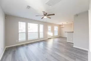 727 Richview Dr, Houston, TX 77060 - Photo 5