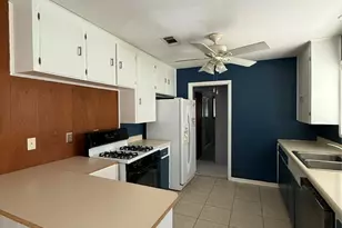 7945 Cedel, Houston, TX 77055 - Photo 11