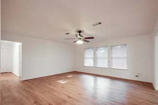 27 County Rd 3371, Cleveland, TX 77327 - Photo 5