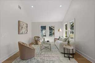 1011 W Cottage St, Houston, TX 77009 - Photo 7