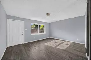 5110 Wilmington St, Houston, TX 77033 - Photo 11